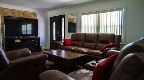 9995 54th Street N Pinellas Park FL 33782