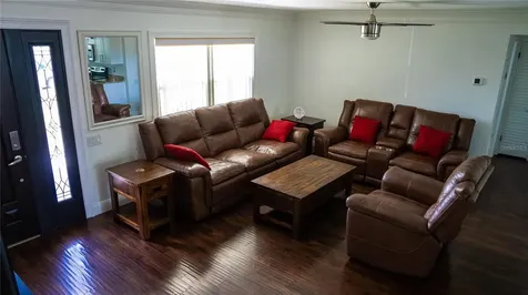 9995 54th Street N Pinellas Park FL 33782