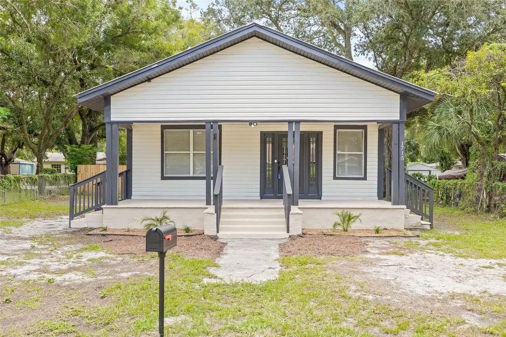 1715 E Cayuga Street Tampa FL 33610