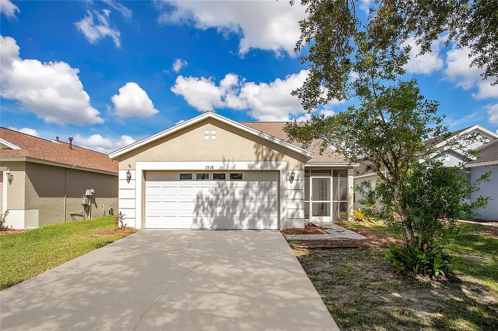 7518 Oxford Garden Circle Apollo Beach FL 33572