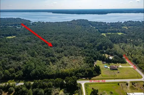 130 Bridgeport Road Palatka FL 32177