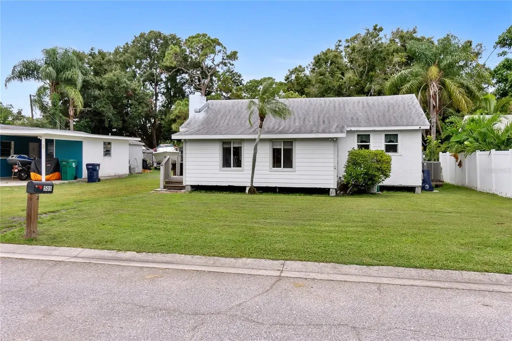 505 17th Avenue W Palmetto FL 34221