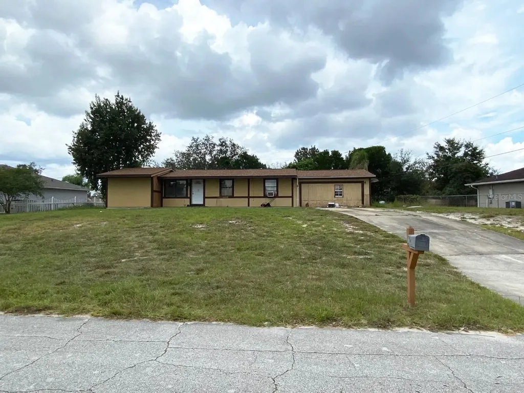 1790 Harbinger Terrace Deltona FL 32738