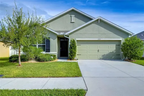 35959 Jenny Lynne Circle Zephyrhills FL 33541