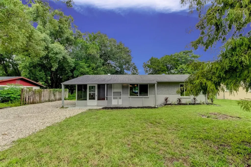 5305 Lantana Street Zephyrhills FL 33542