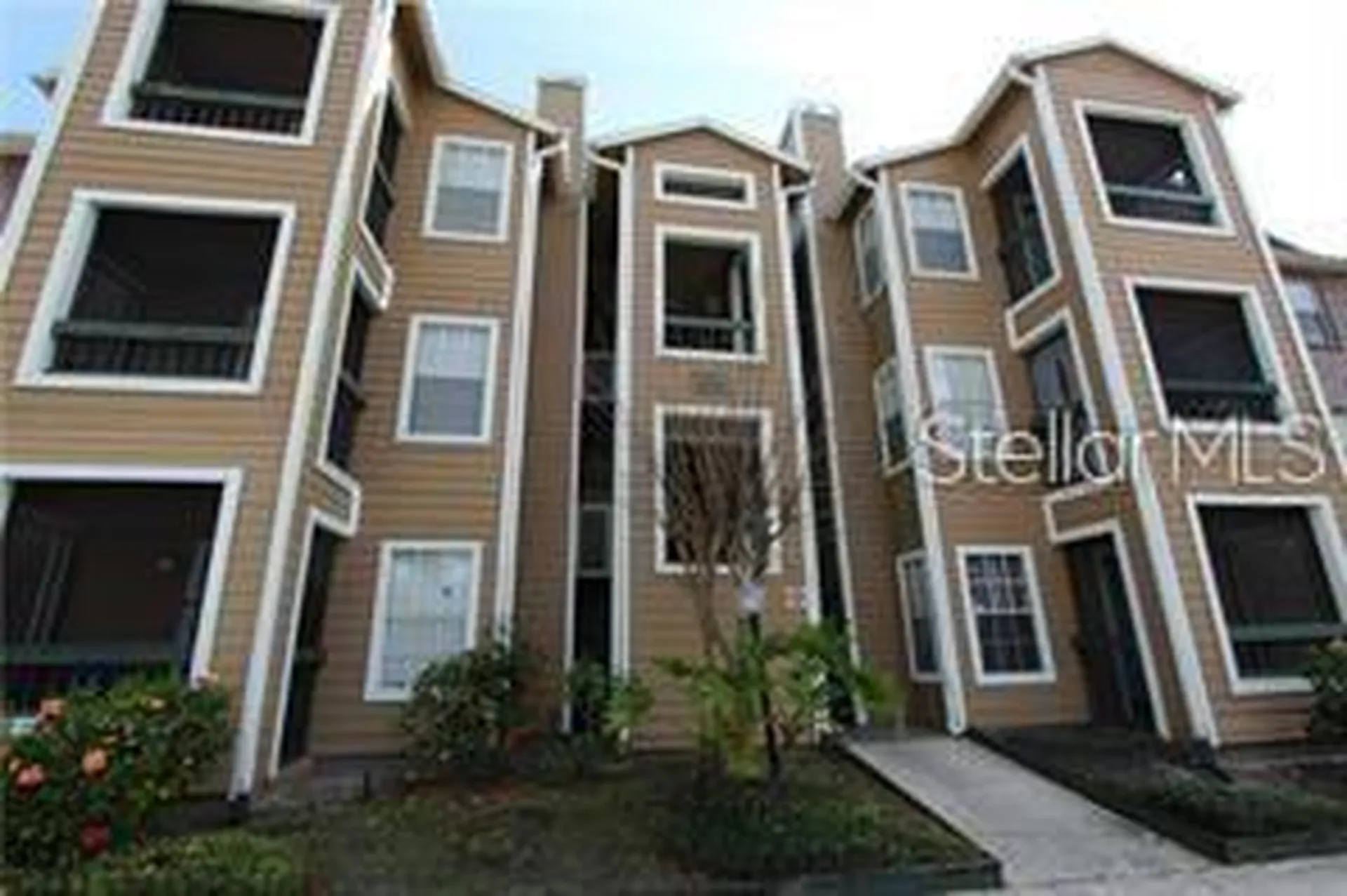 4301 Lizshire Lane Orlando FL 32822