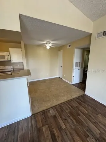 4301 Lizshire Lane Orlando FL 32822