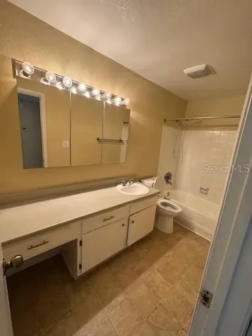 4301 Lizshire Lane Orlando FL 32822