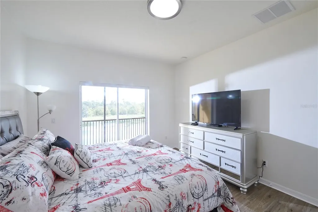 2745 Oakwater Drive Kissimmee FL 34747