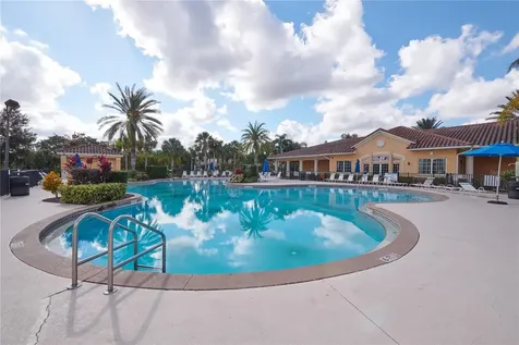 2745 Oakwater Drive Kissimmee FL 34747