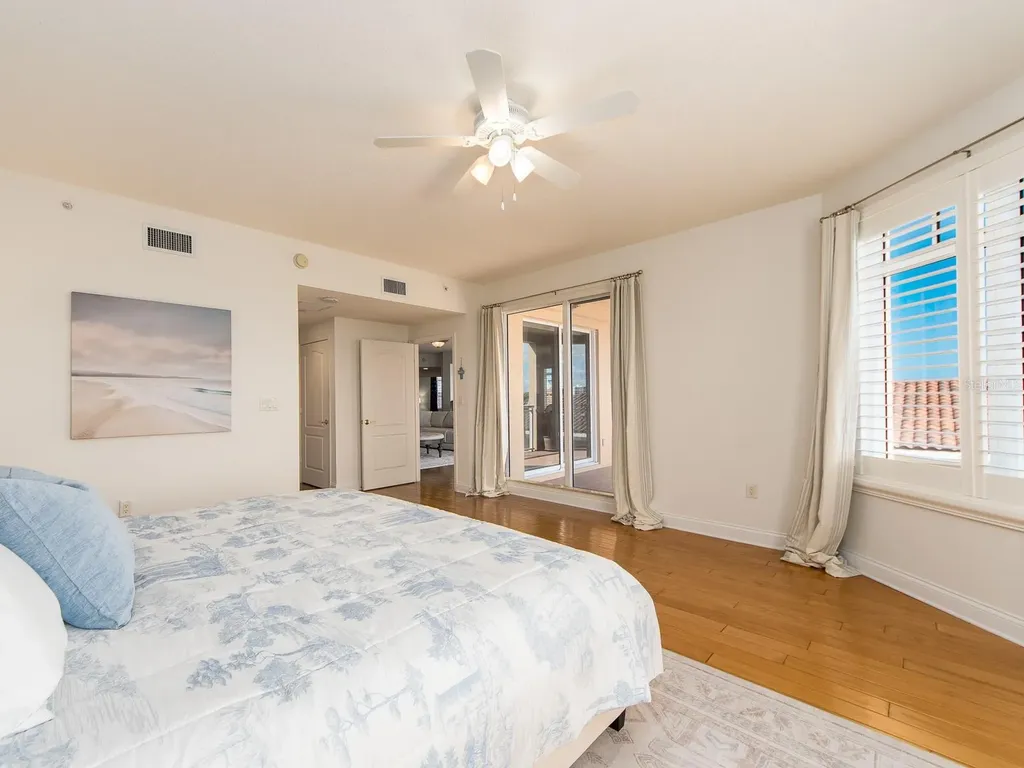 521 Mandalay Avenue Clearwater Beach FL 33767