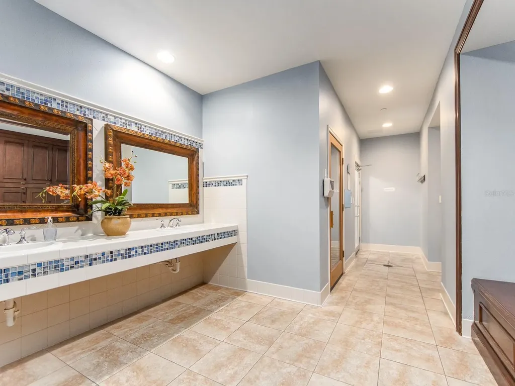 521 Mandalay Avenue Clearwater Beach FL 33767