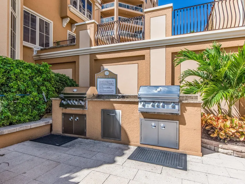 521 Mandalay Avenue Clearwater Beach FL 33767