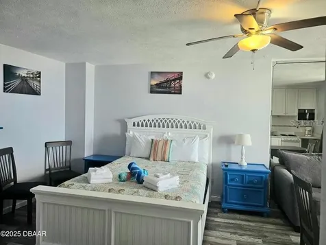 1233 S Atlantic Avenue Daytona Beach FL 32118