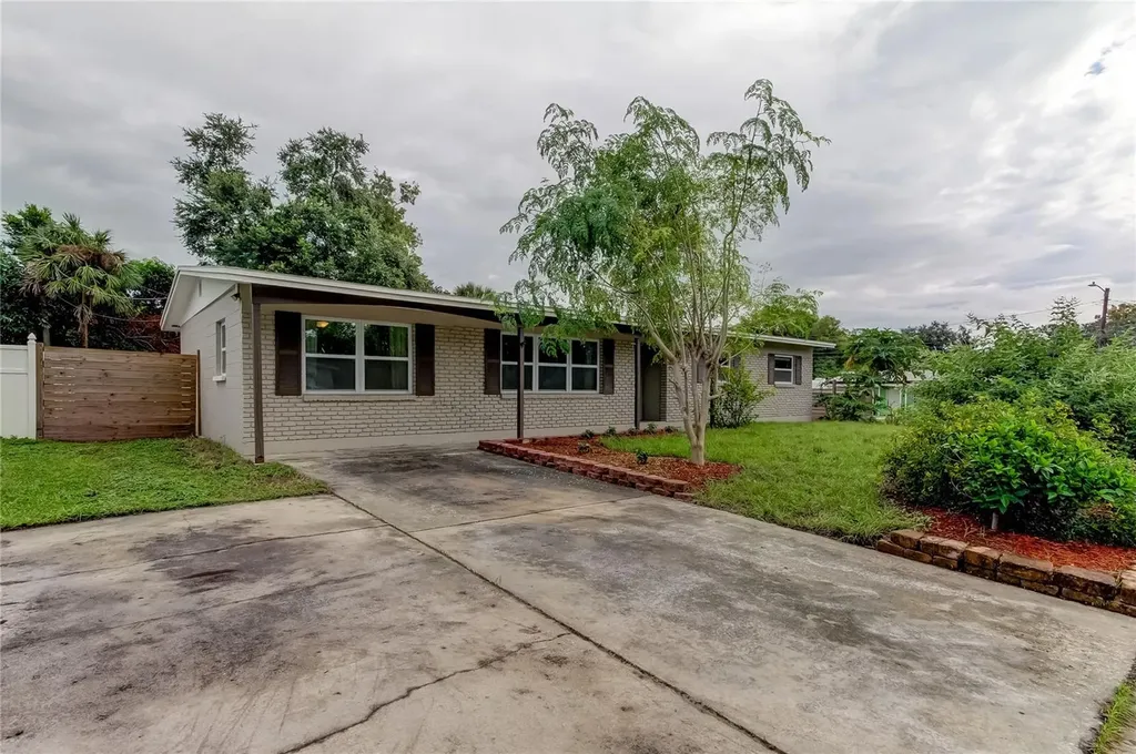 2008 E 114th Avenue Tampa FL 33612
