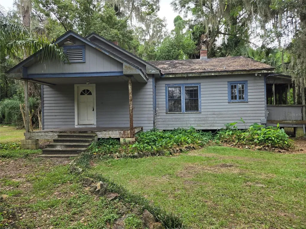 14300 SE 155th Street Weirsdale FL 32195