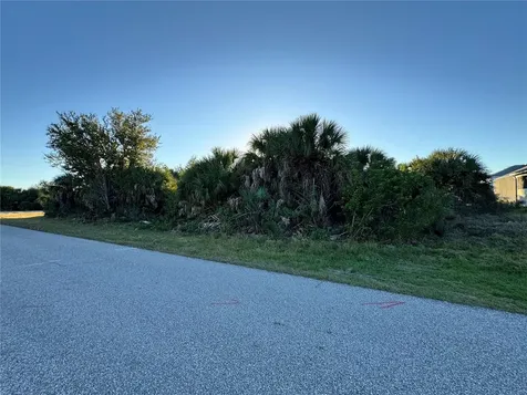 9453 Galaxie Circle Port Charlotte FL 33981