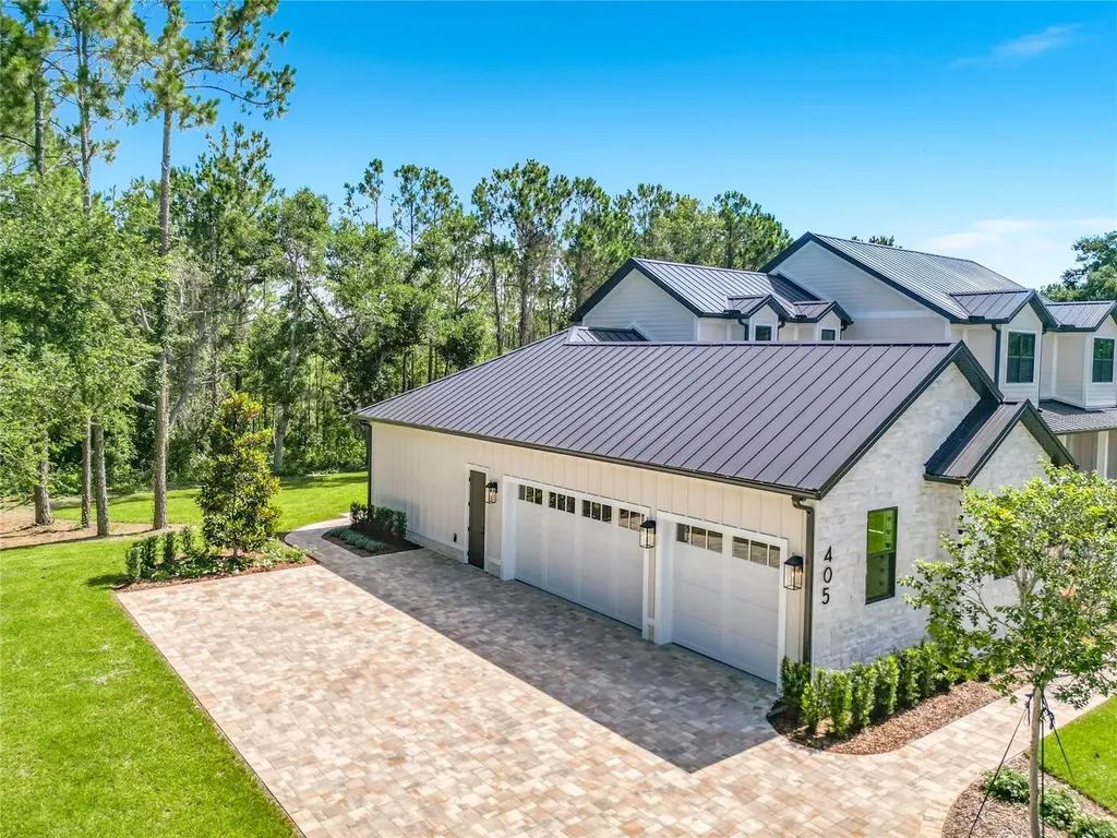405 Long And Winding Road Howey In The Hills FL 34737