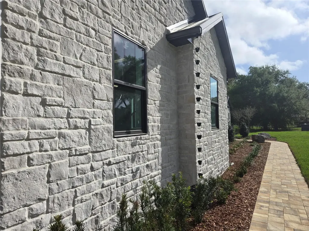 405 Long And Winding Road Howey In The Hills FL 34737