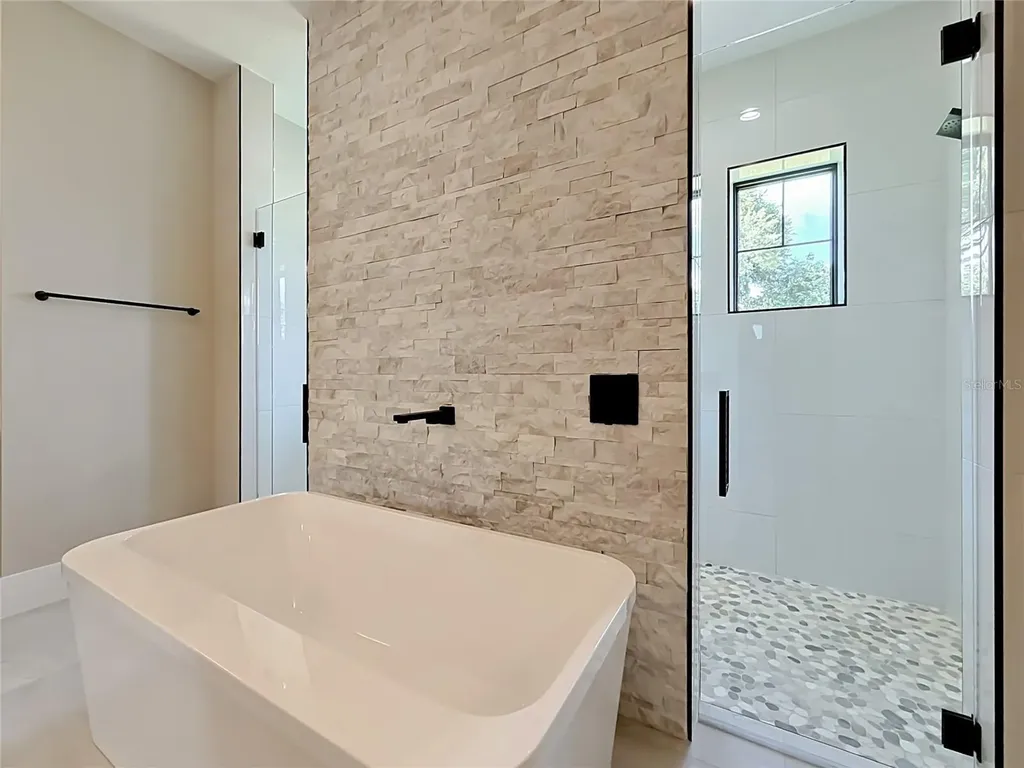 405 Long And Winding Road Howey In The Hills FL 34737