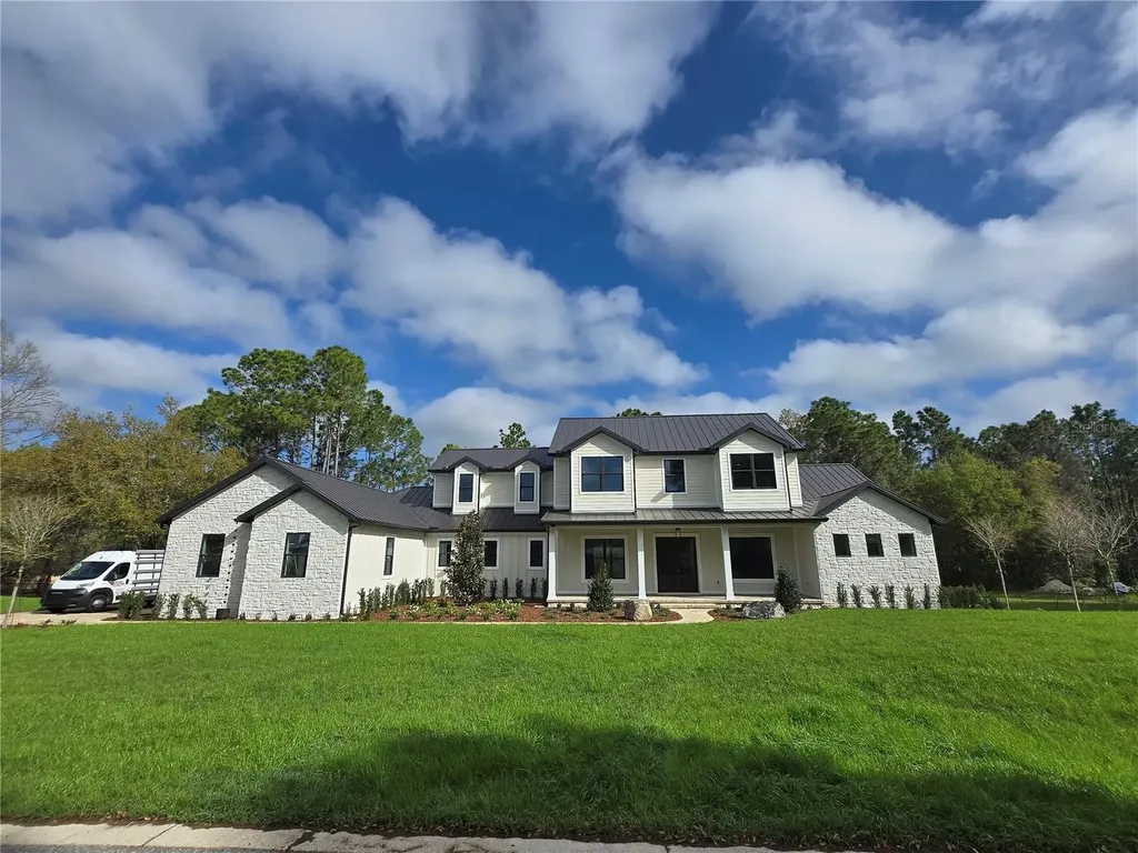 405 Long And Winding Road Howey In The Hills FL 34737