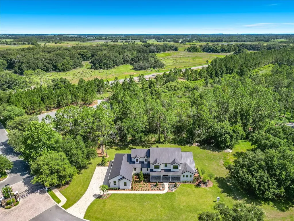 405 Long And Winding Road Howey In The Hills FL 34737