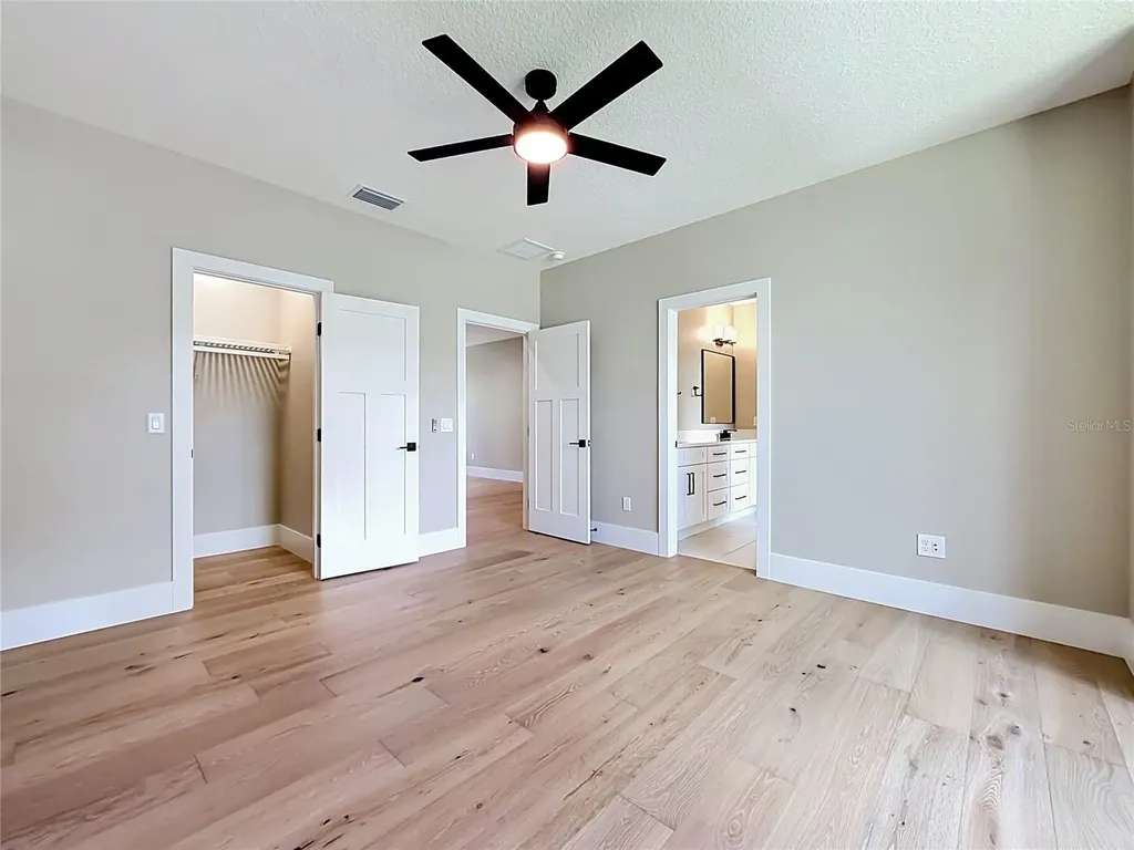 405 Long And Winding Road Howey In The Hills FL 34737