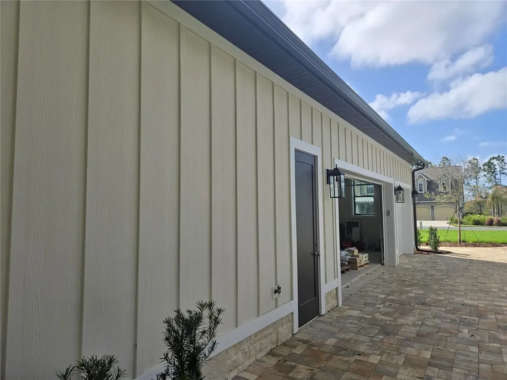405 Long And Winding Road Howey In The Hills FL 34737