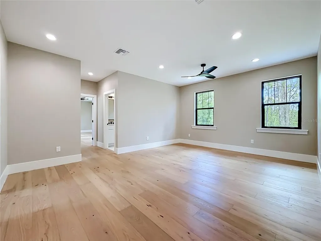 405 Long And Winding Road Howey In The Hills FL 34737