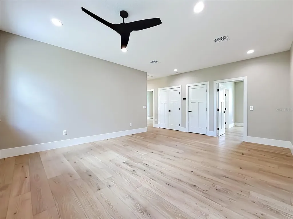 405 Long And Winding Road Howey In The Hills FL 34737