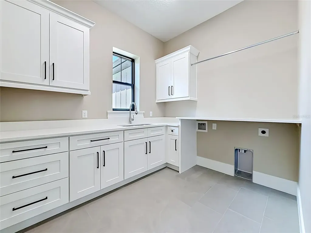 405 Long And Winding Road Howey In The Hills FL 34737