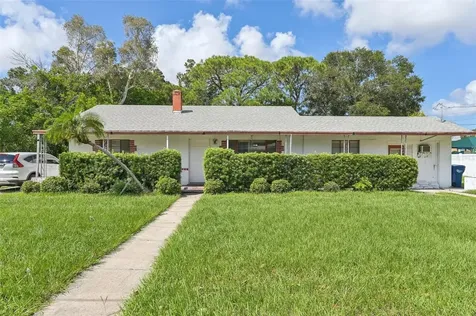 910 43rd Street W Bradenton FL 34209