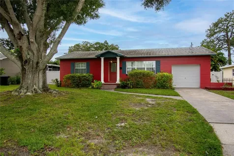 5246 17th Street N St Petersburg FL 33714