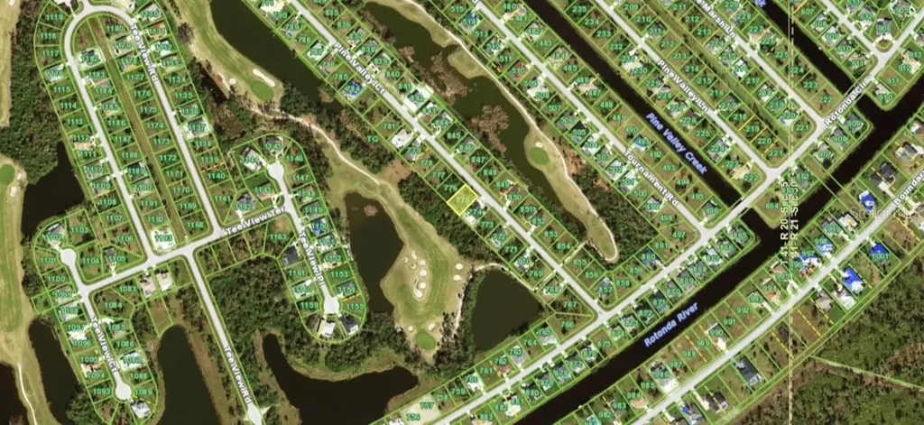 18 Pine Valley Court Rotonda West FL 33947