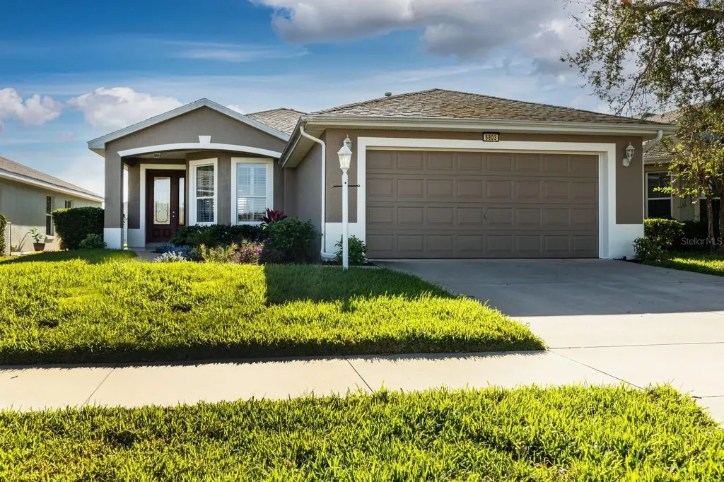 5803 Blue Savannah Drive Leesburg FL 34748
