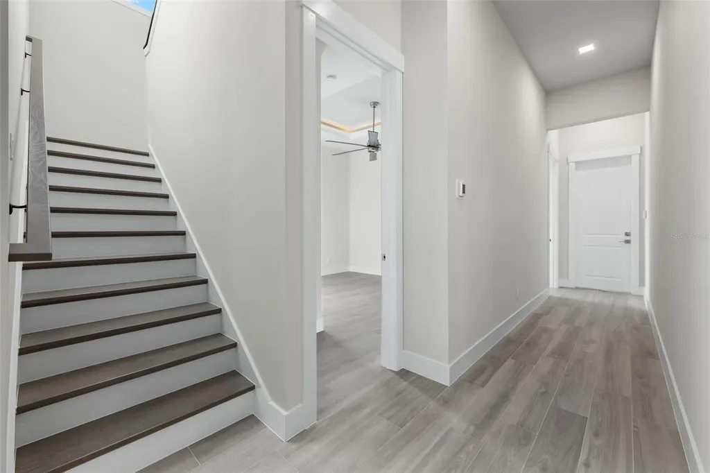 2129 Cape Coral Parkway W Cape Coral FL 33914
