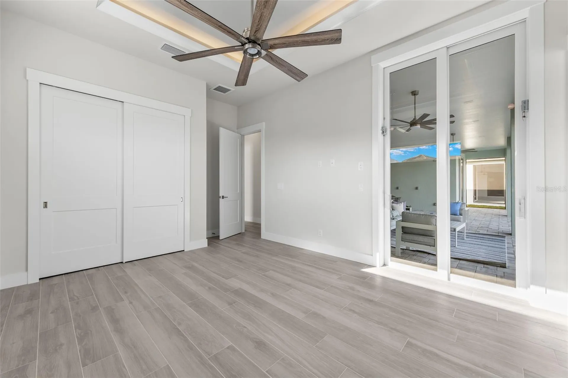2129 Cape Coral Parkway W Cape Coral FL 33914