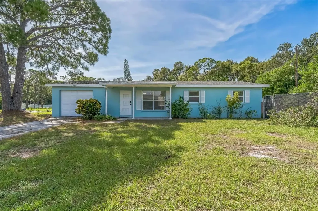 1804 51st Avenue W Bradenton FL 34207