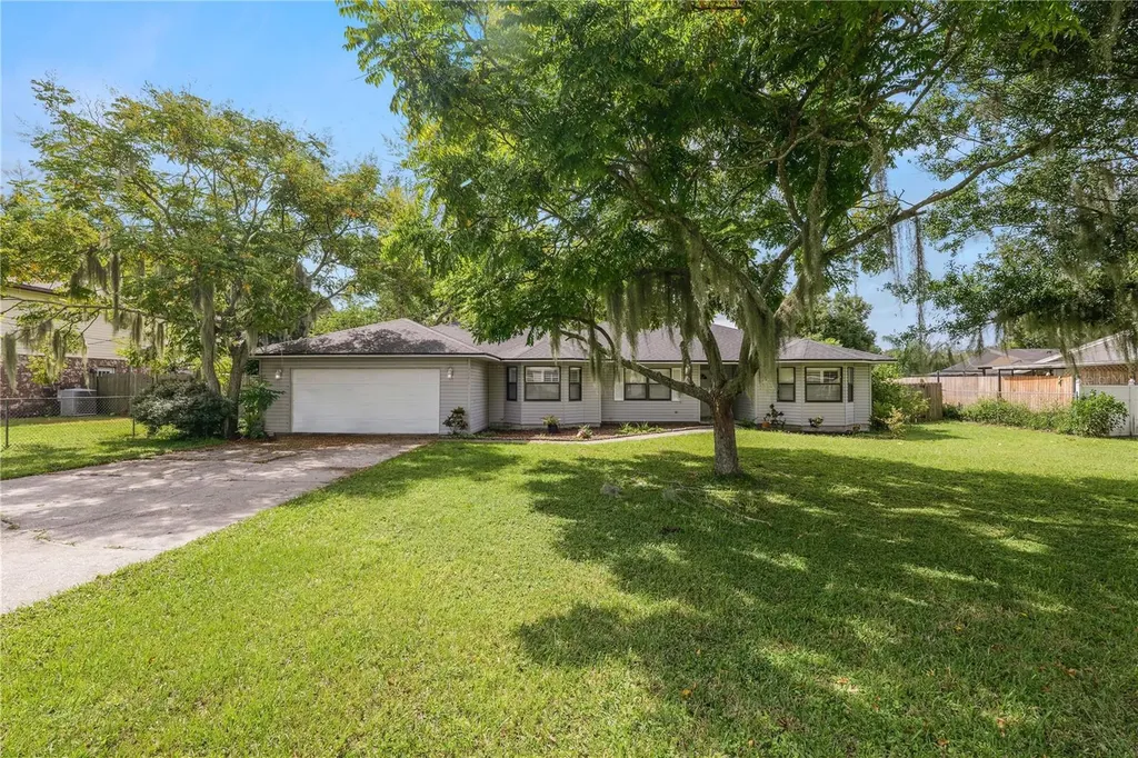 3041 Woodstock Avenue Lakeland FL 33803