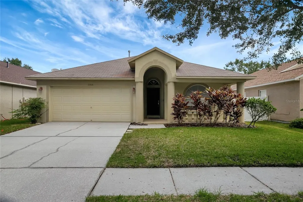 15306 Lake Bella Vista Drive Tampa FL 33625