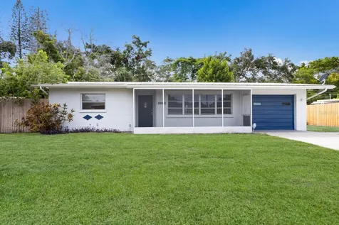 2012 58th Avenue Drive W Bradenton FL 34207