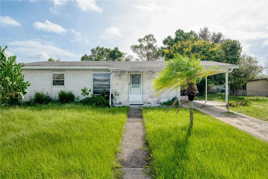1091 W Page Drive Deltona FL 32725