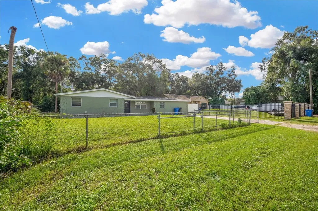 1506 Margaret Street Tampa FL 33619