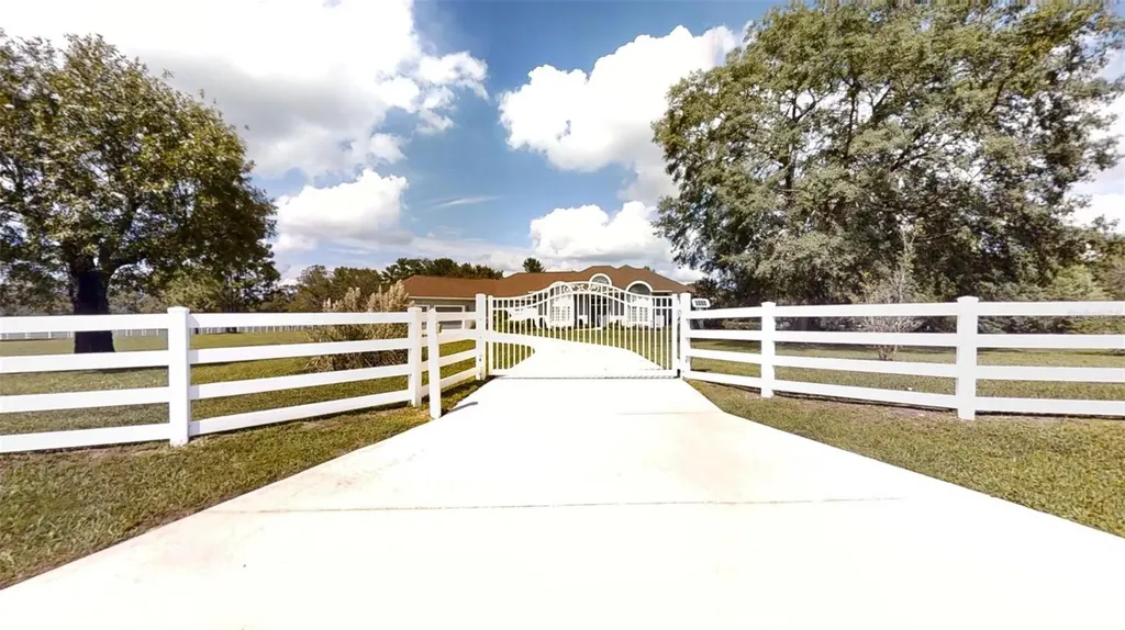 10516 SW 27th Avenue Ocala FL 34476