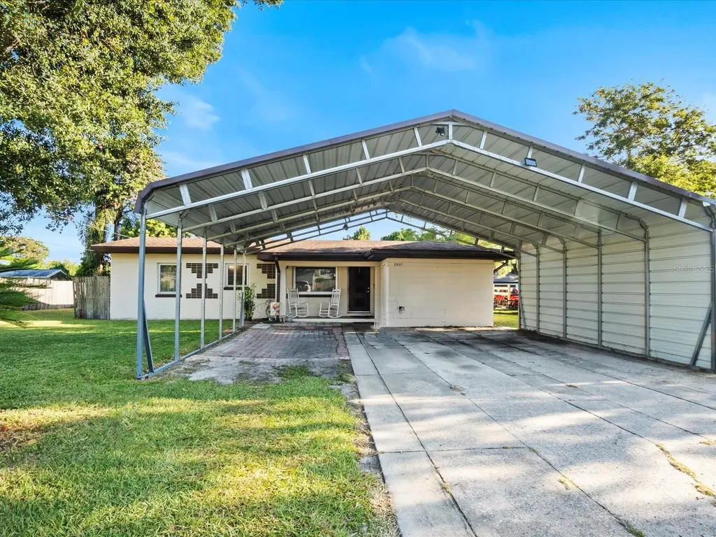 2927 Walnut Street Winter Haven FL 33881