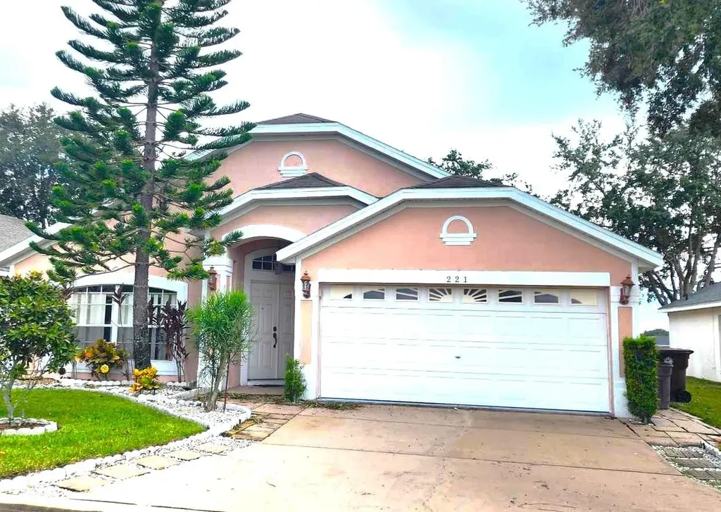 221 Garberia Drive Davenport FL 33837