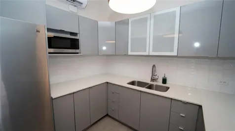 2058 España Street San Juan PR 00911