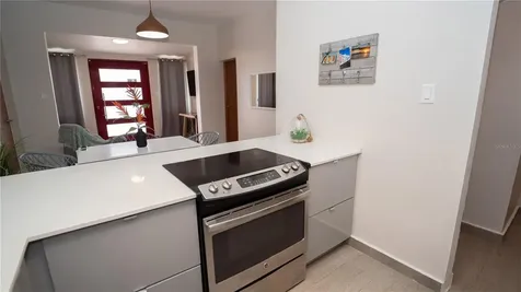 2058 España Street San Juan PR 00911
