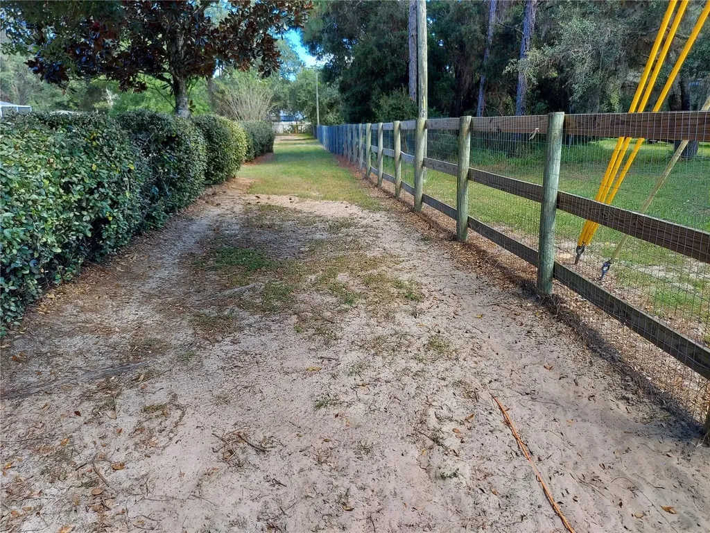 5735 N Lena Drive Beverly Hills FL 34465
