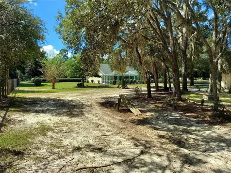 5735 N Lena Drive Beverly Hills FL 34465
